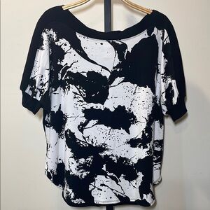 Andrea Jovine Weekend Black and White Top